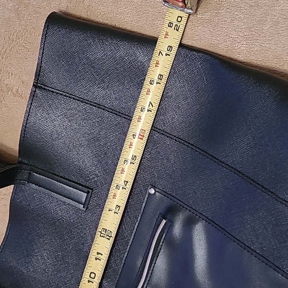 NWOT - Big Tote Bag - Picture 8 of 10